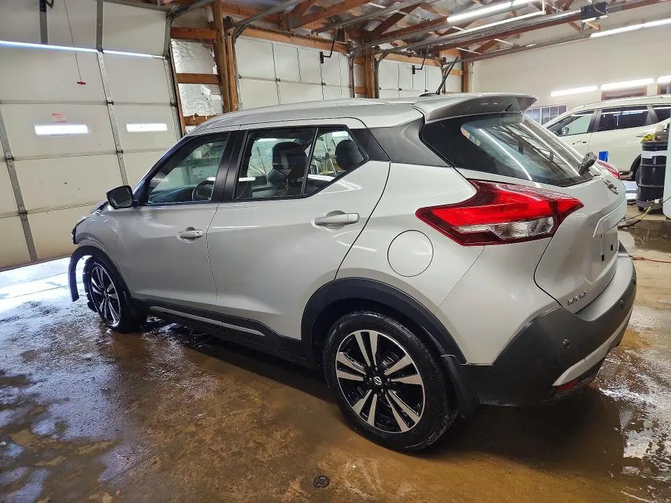 2020 NISSAN KICKS SR  