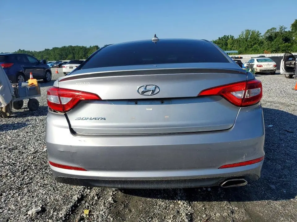 2017 HYUNDAI SONATA SE  