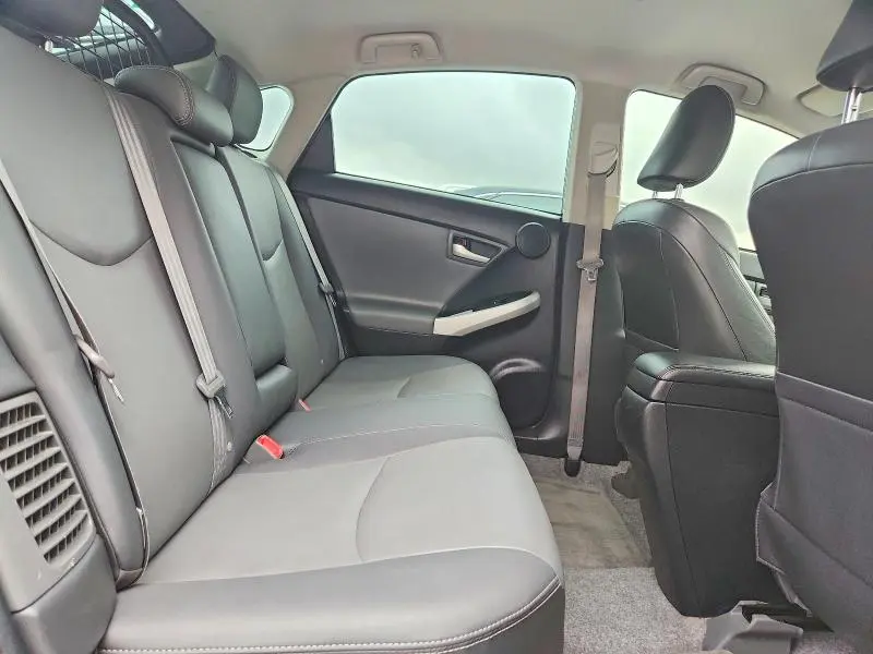 2015 TOYOTA PRIUS FOUR  