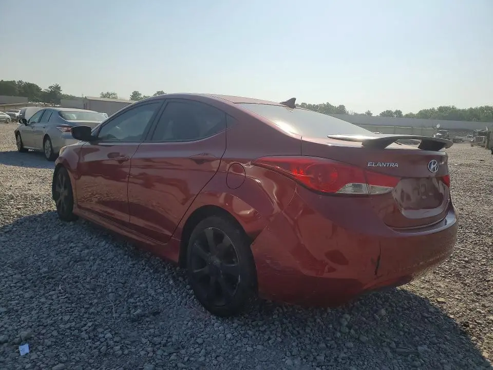 2013 HYUNDAI ELANTRA   