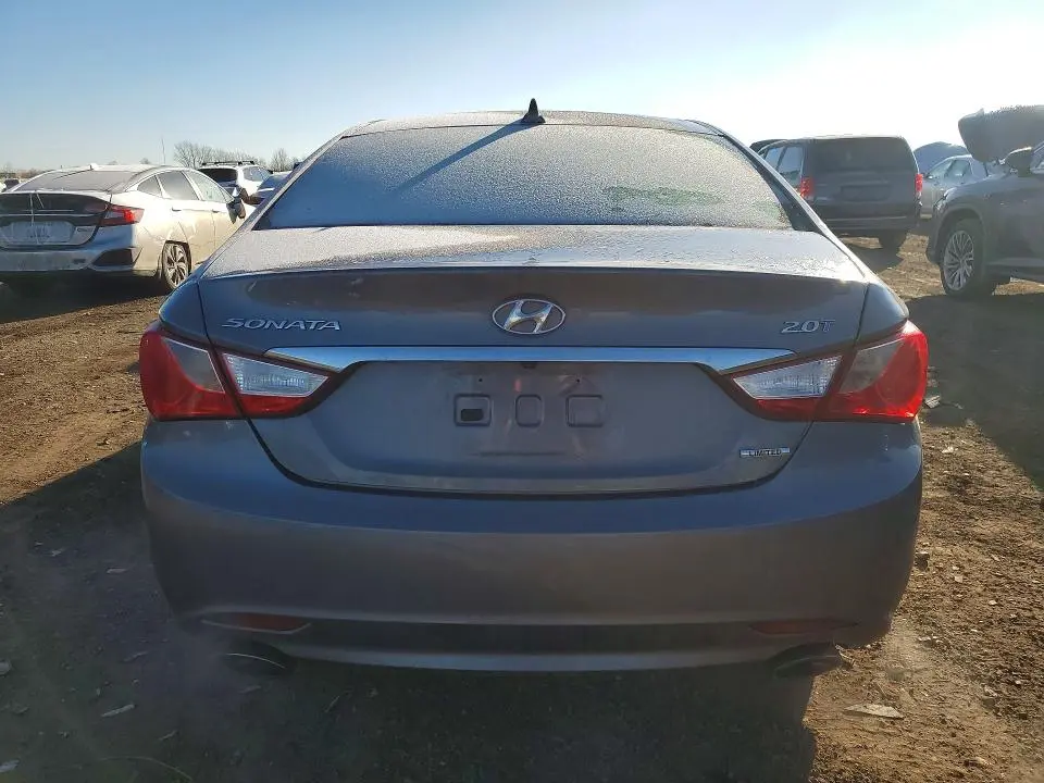2011 HYUNDAI SONATA SE  