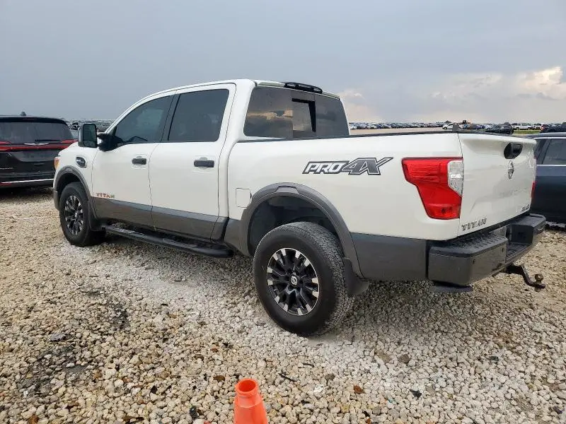 2017 NISSAN TITAN SV  