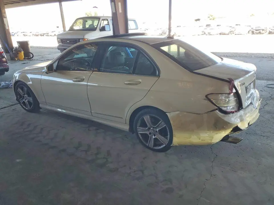2011 MERCEDES-BENZ C 300  