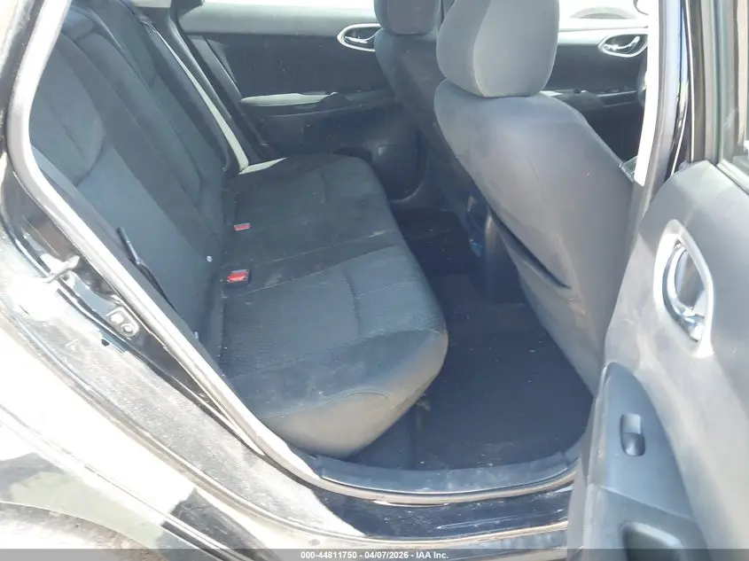 2014 NISSAN SENTRA SR