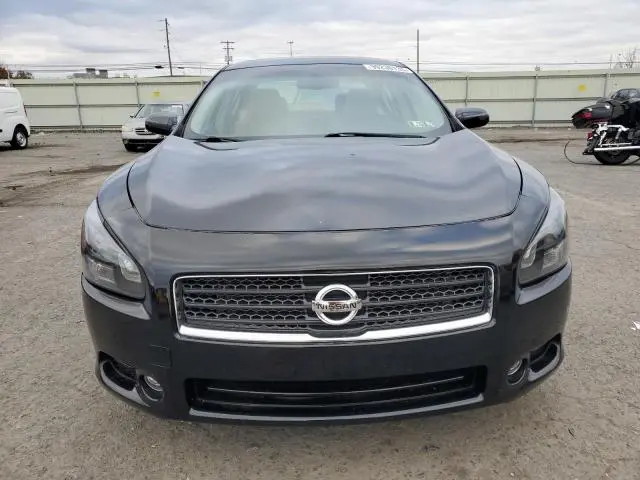 2011 NISSAN MAXIMA S  