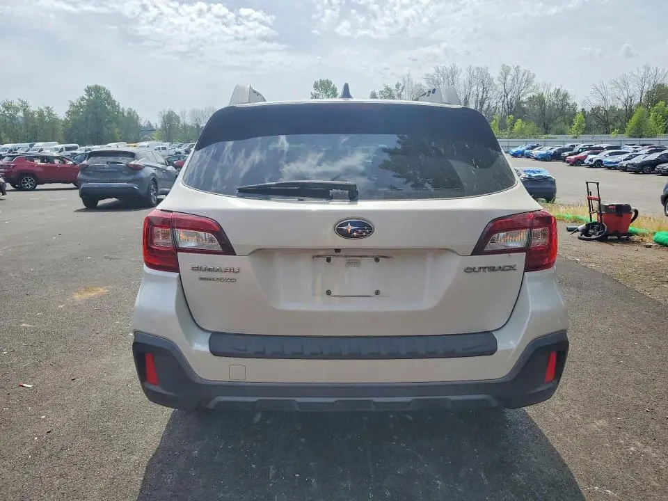 2018 SUBARU OUTBACK 2.5I PREMIUM  