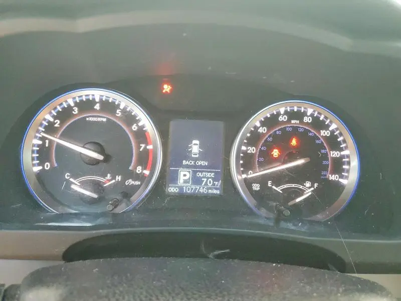 2016 TOYOTA HIGHLANDER LE  
