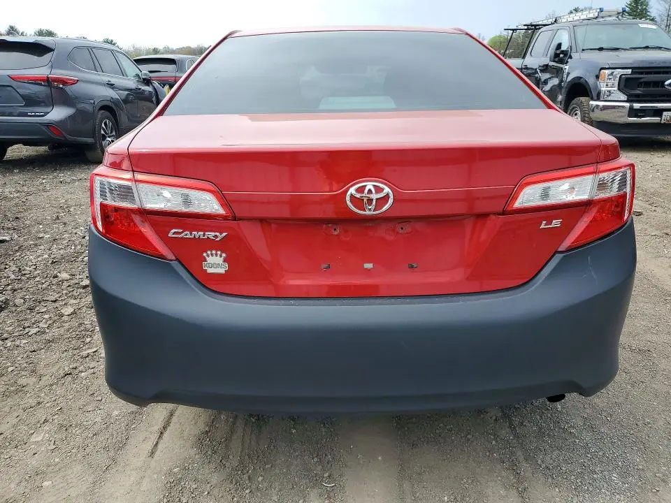 2014 TOYOTA CAMRY LE  