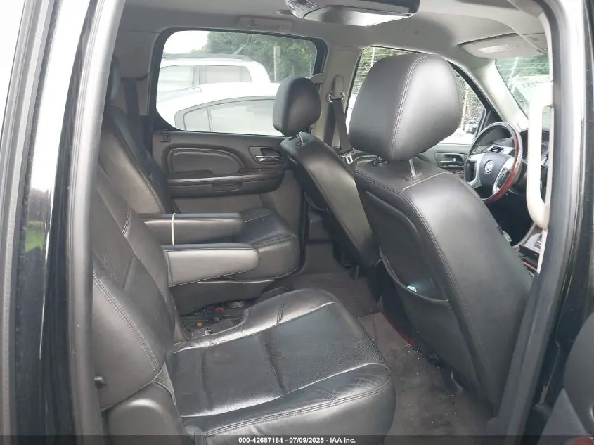 2014 CADILLAC ESCALADE ESV LUXURY