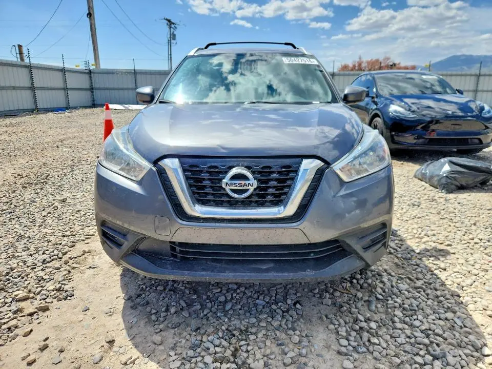 2018 NISSAN KICKS SV  