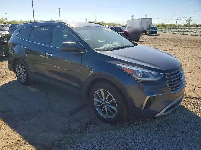 2017 HYUNDAI SANTA FE SE  