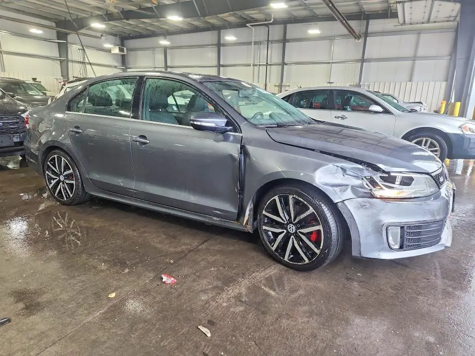 2012 VOLKSWAGEN JETTA GLI  
