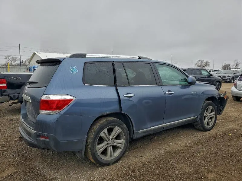 2013 TOYOTA HIGHLANDER LIMITED  