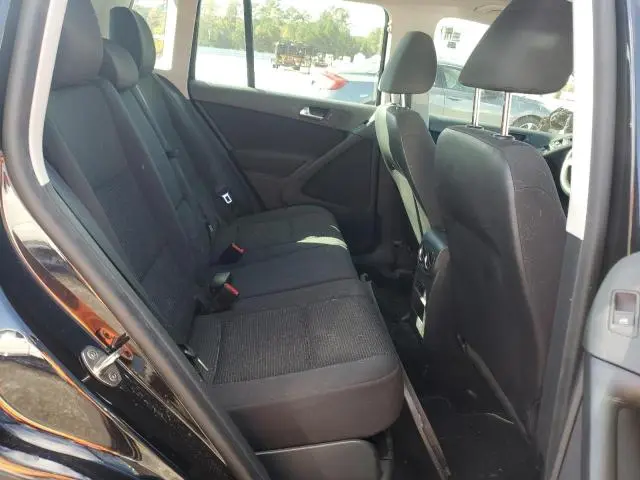 2015 VOLKSWAGEN TIGUAN S  