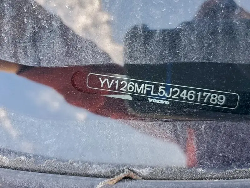 2018 VOLVO S60 DYNAMIC  