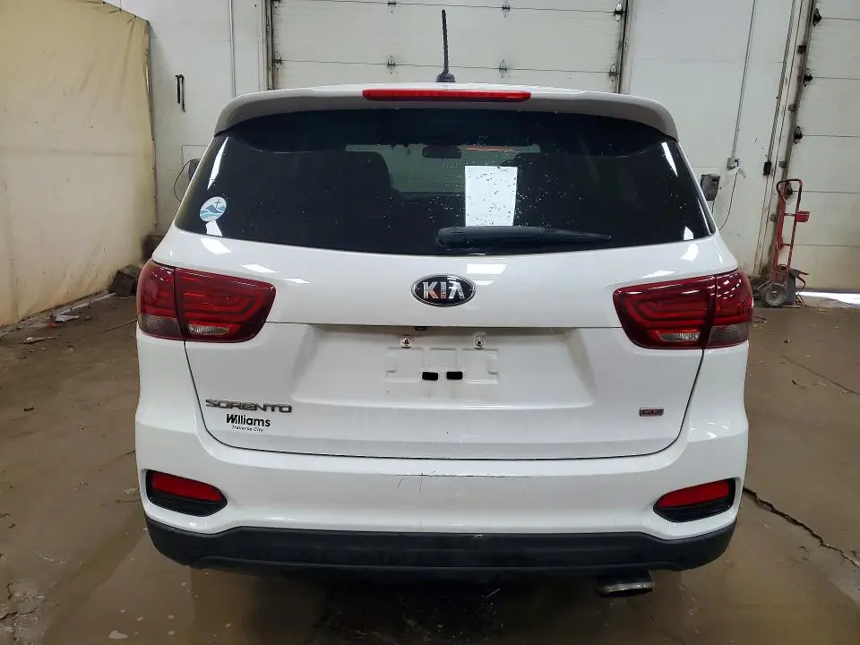 2019 KIA SORENTO LX  