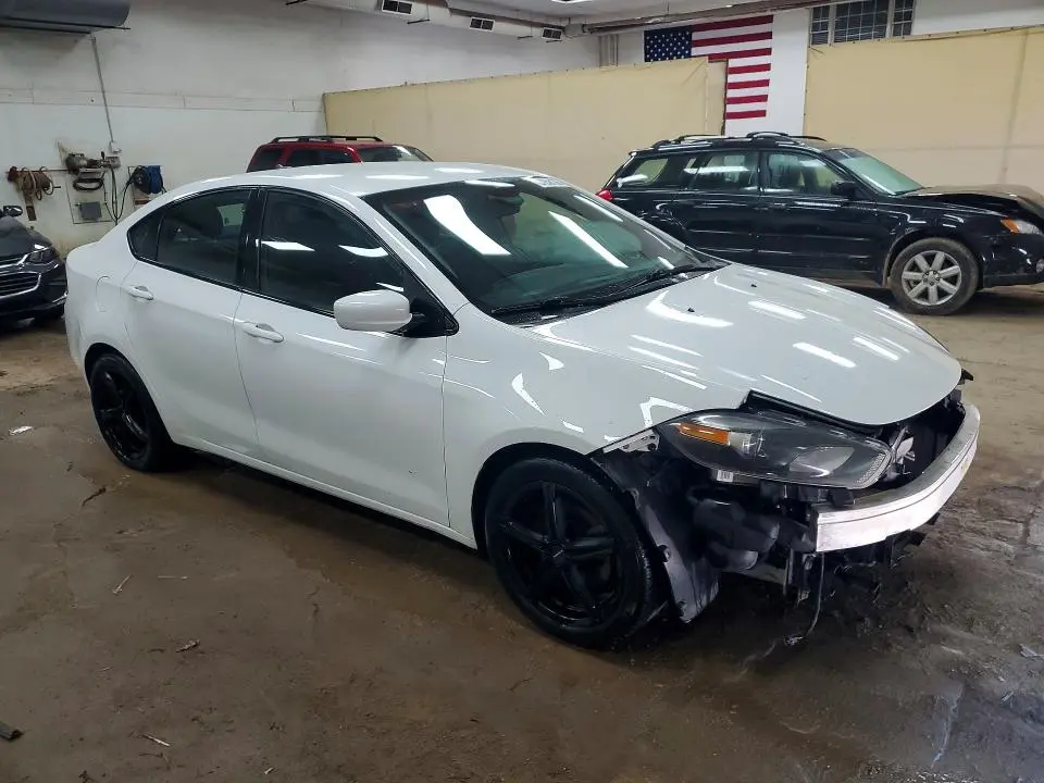 2015 DODGE DART SXT  