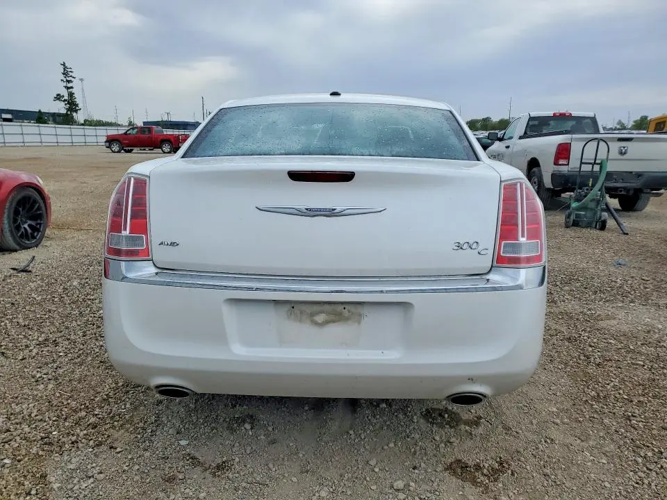 2012 CHRYSLER 300C   