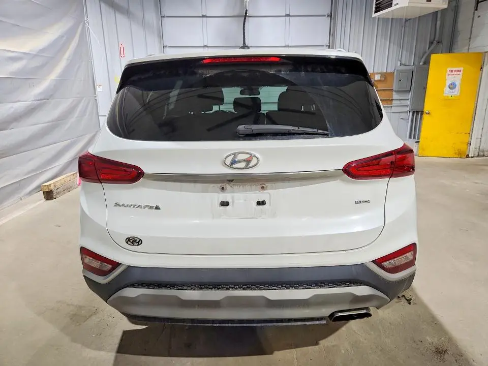 2020 HYUNDAI SANTA FE SE  