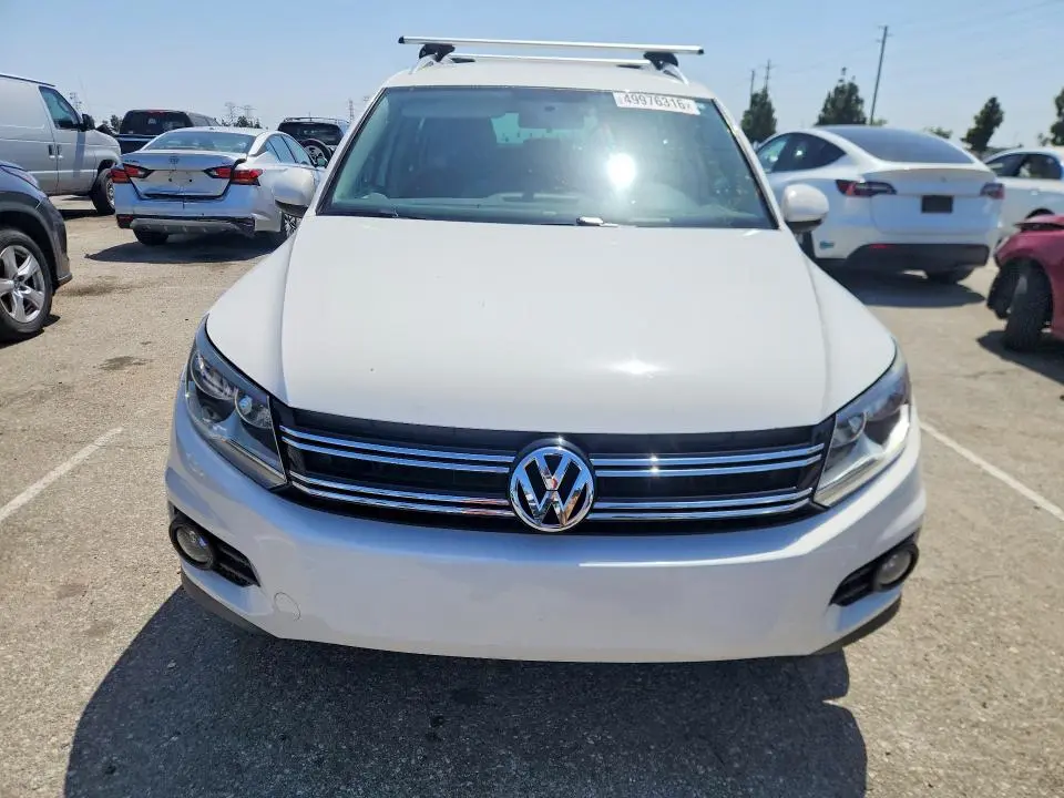 2014 VOLKSWAGEN TIGUAN S  