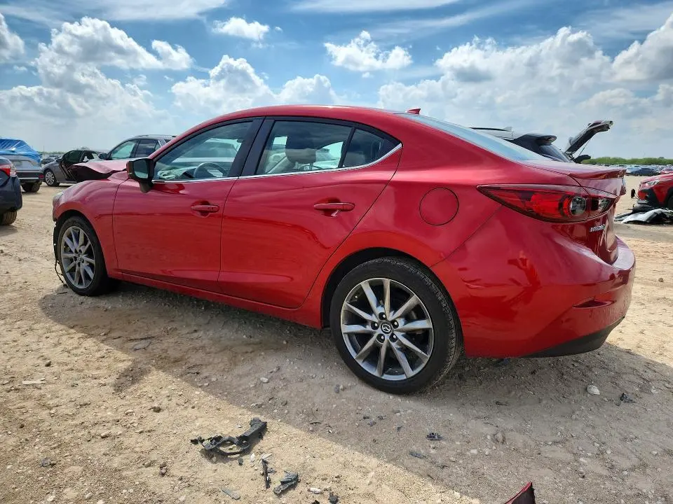 2018 MAZDA 3 TOURING  