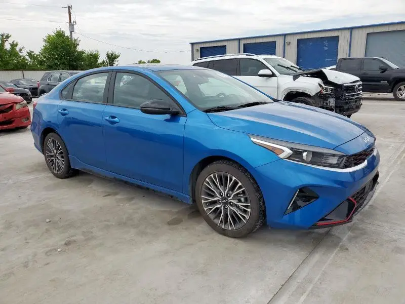 2023 KIA FORTE GT LINE  