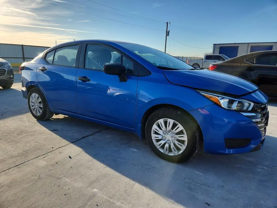 2023 NISSAN VERSA S  