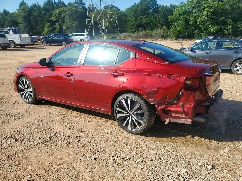 2019 NISSAN ALTIMA SR  