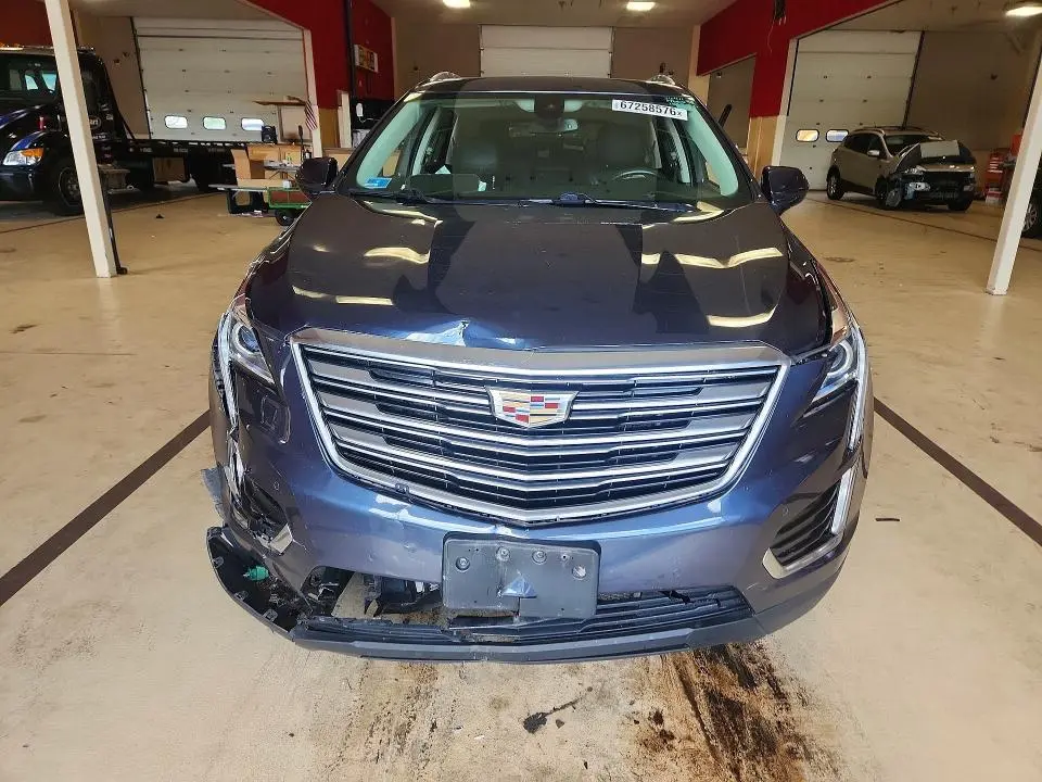 2019 CADILLAC XT5 LUXURY  