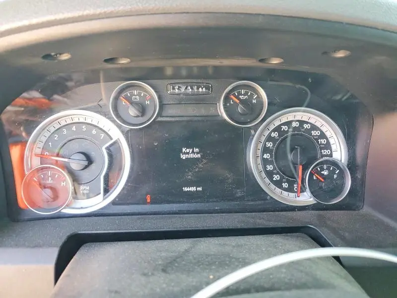 2015 RAM 1500 SLT  
