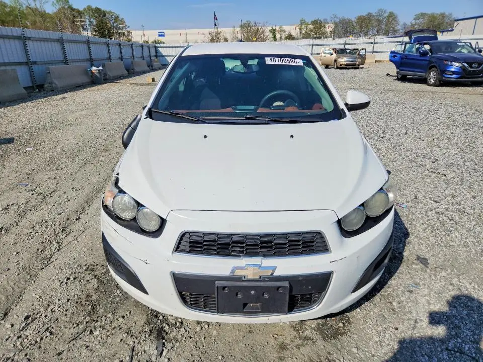 2016 CHEVROLET SONIC LT  