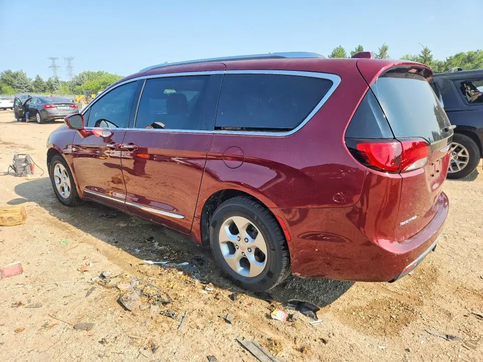2017 CHRYSLER PACIFICA TOURING L PLUS  