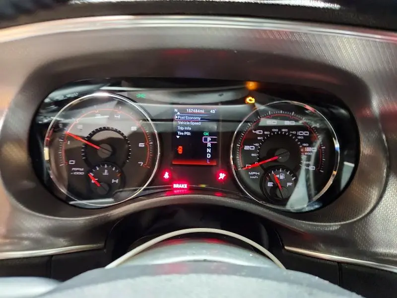 2012 DODGE CHARGER SXT  