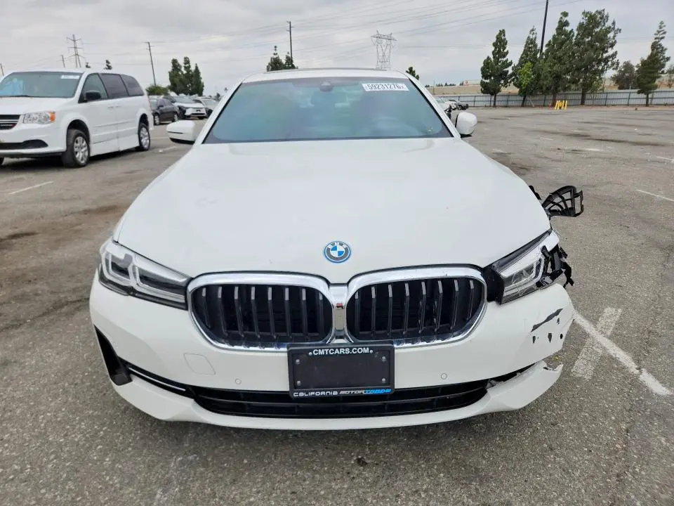 2022 BMW 530E   
