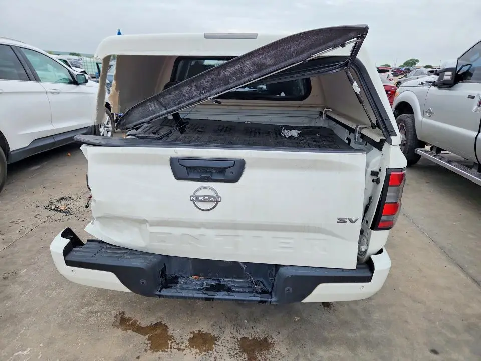 2024 NISSAN FRONTIER SV  