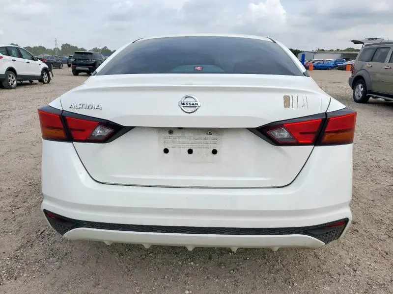 2022 NISSAN ALTIMA S  