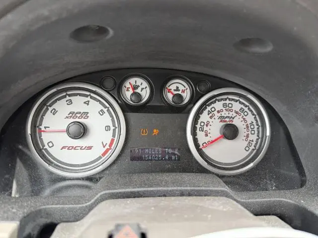 2010 FORD FOCUS SE  