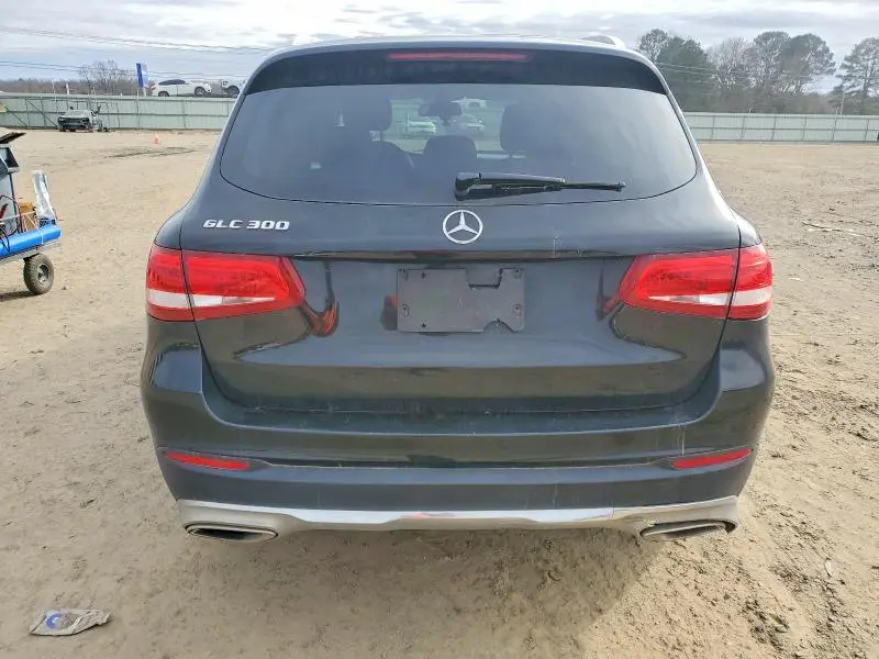 2017 MERCEDES-BENZ GLC 300  