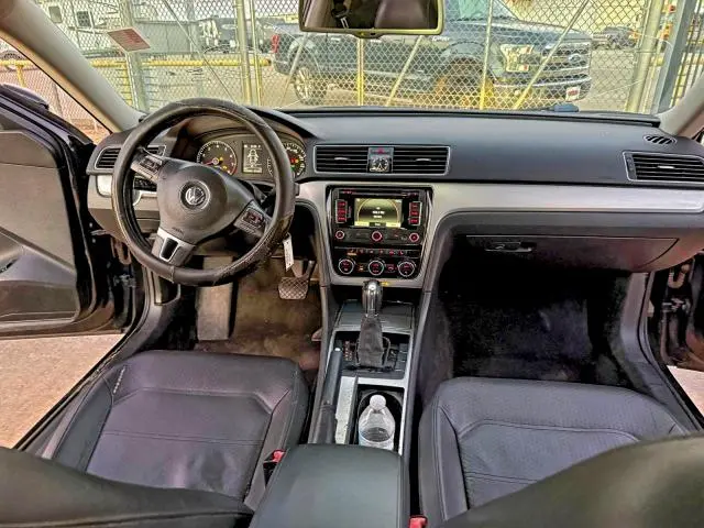 2012 VOLKSWAGEN PASSAT SE  