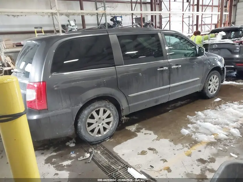 2015 CHRYSLER TOWN & COUNTRY TOURING