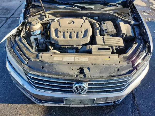 2018 VOLKSWAGEN PASSAT S  