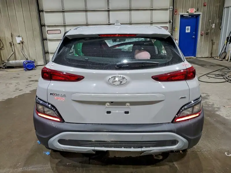 2023 HYUNDAI KONA SE  