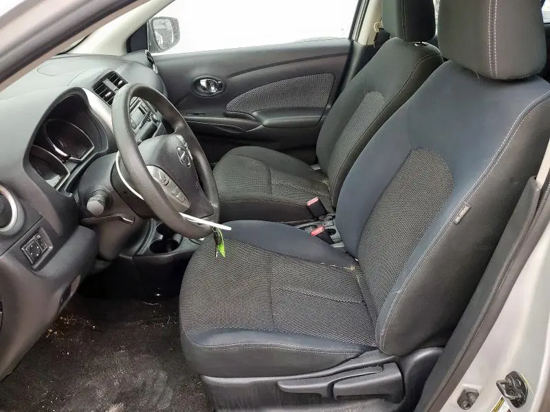 2016 NISSAN VERSA S  
