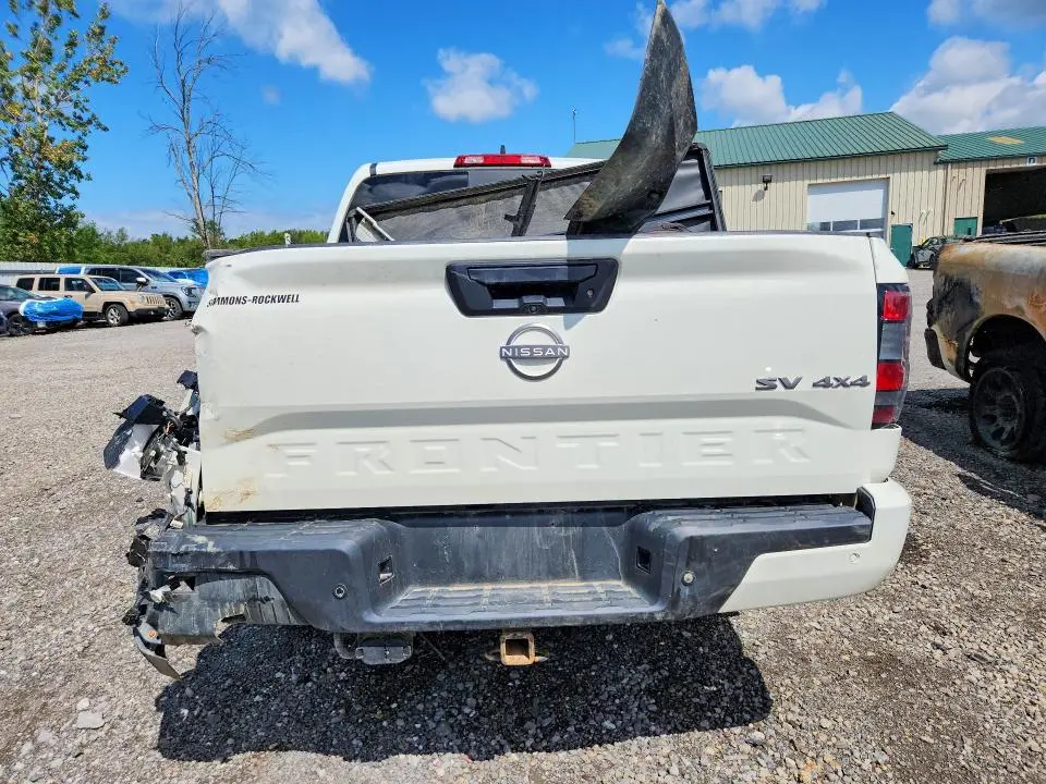 2023 NISSAN FRONTIER SV  