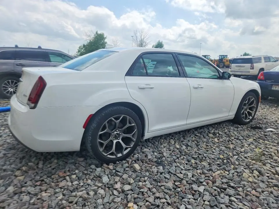 2018 CHRYSLER 300 TOURING  