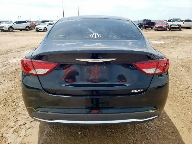 2016 CHRYSLER 200 LIMITED  
