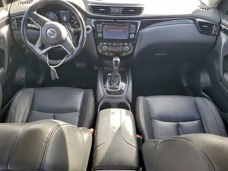 2017 NISSAN ROGUE SPORT S  