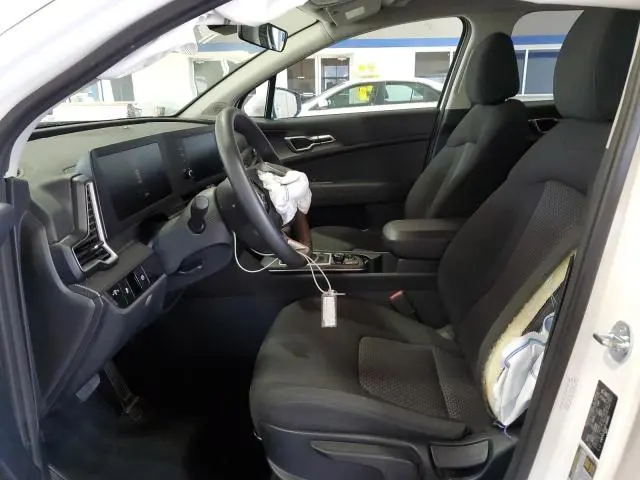 2024 KIA SPORTAGE LX  