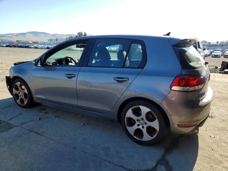 2010 VOLKSWAGEN GTI   