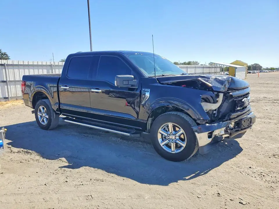 2024 FORD F150 XLT  